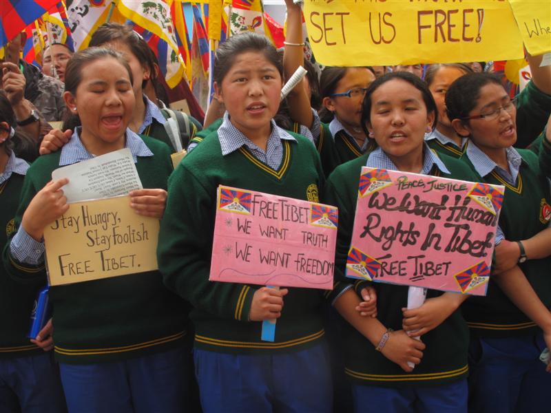 Young Tibetan protestors