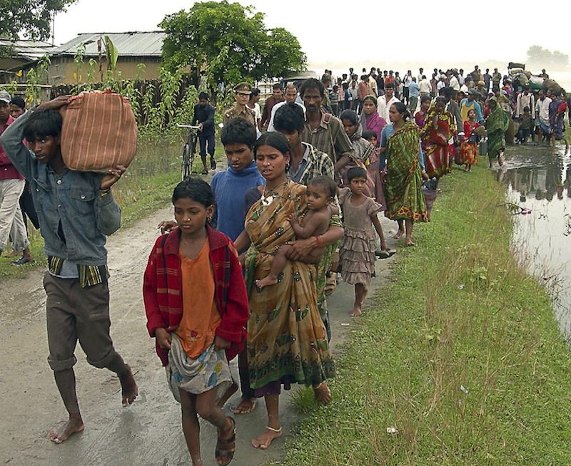 Border vigilantes detain suspected illegal immigrants, Assam