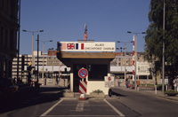The Berlin Wall : Checkpoint Charlie
